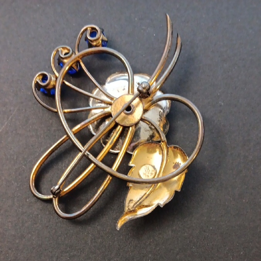 Vintage Harry Iskin Floral Brooch With Royal Blue Stones - Picture 3 of 4